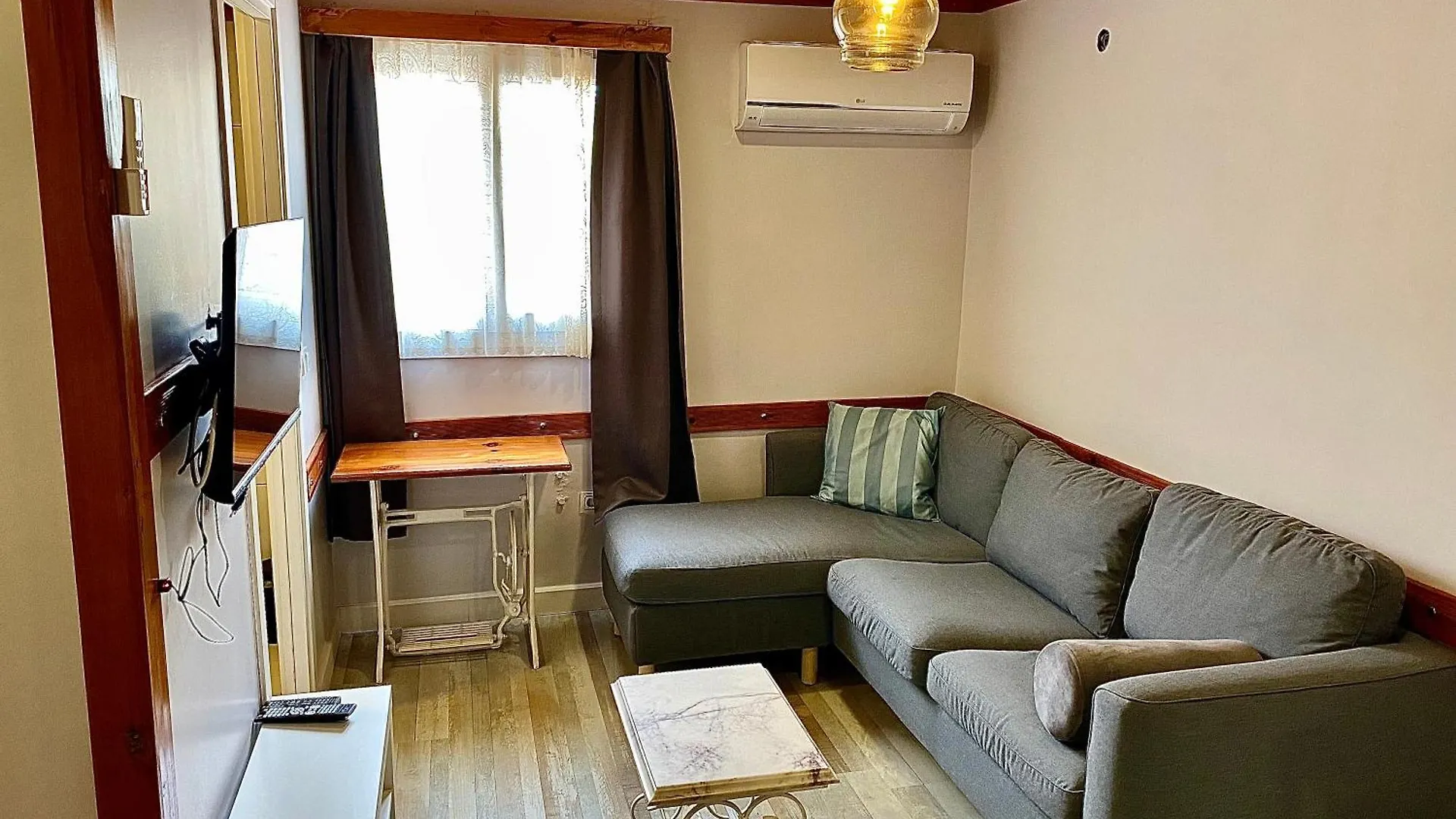 Ephesus Selcuk Castle View Suites