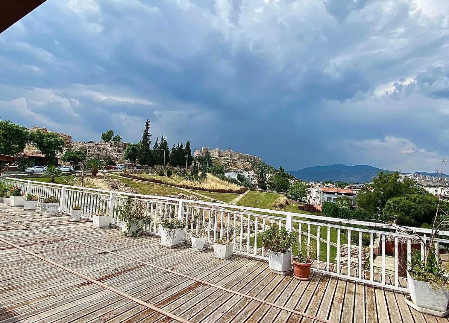 Ephesus Selcuk Castle View Suites Apartman
