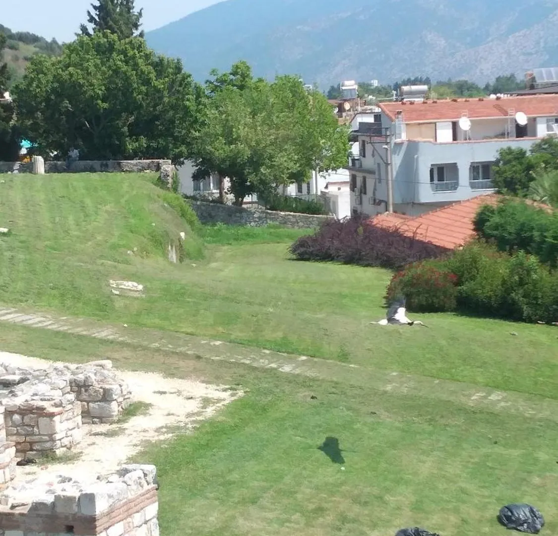Ephesus Selcuk Castle View Suites
